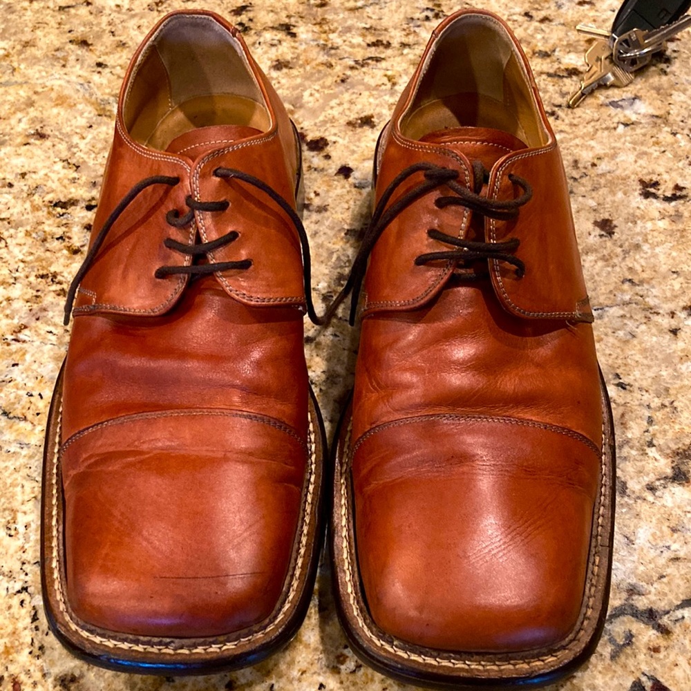 Italian Shoes size 11.  Linea Marco.  Purchased in Rome.   Excellent condition